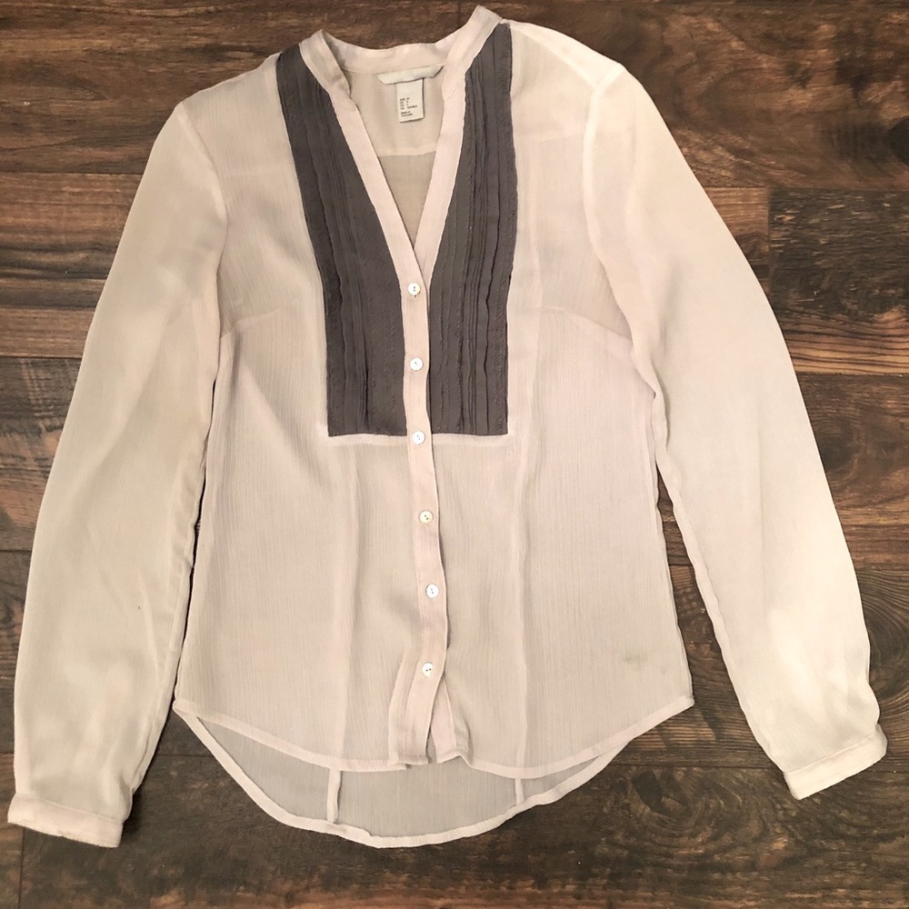 H&M gray blouse